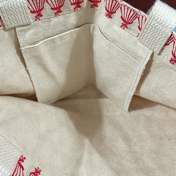 Out Of Print Little Woman tote bag - Picture 4 of 5